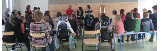 Illustration Créer un livre ensemble